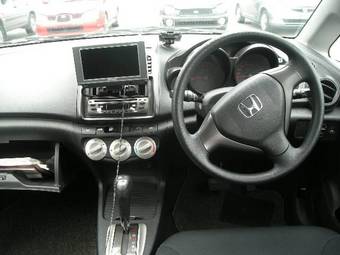 2005 Honda Airwave Pictures
