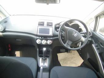2005 Honda Airwave Photos