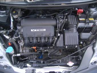 2005 Honda Airwave Pictures