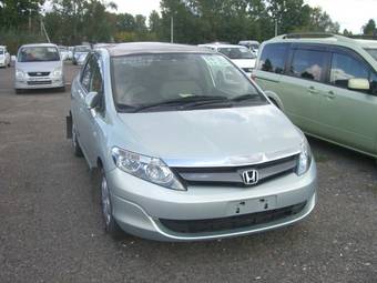 2005 Honda Airwave Pictures