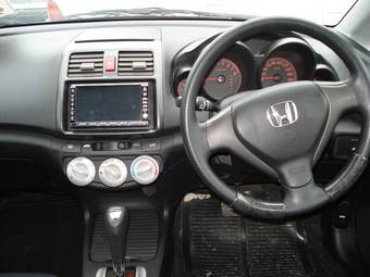 2005 Honda Airwave Photos