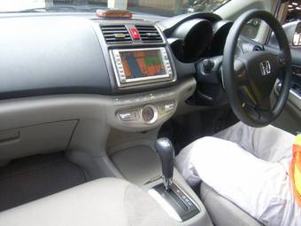 2005 Honda Airwave Photos
