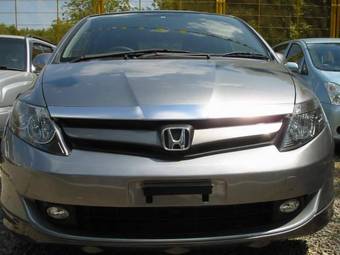 2005 Honda Airwave Photos