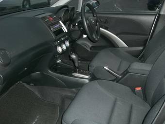 2005 Honda Airwave Photos