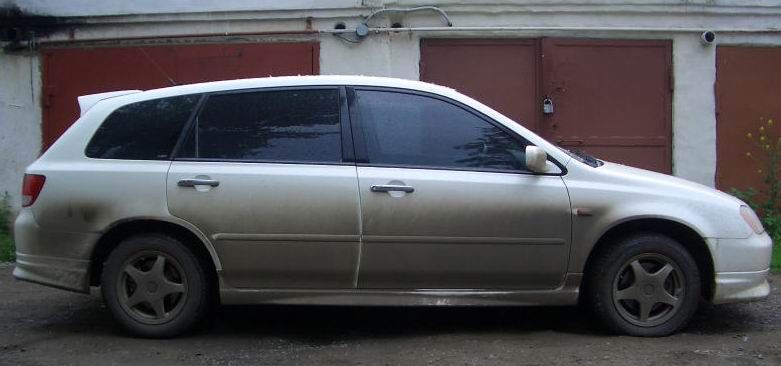 1999 Honda Avancier