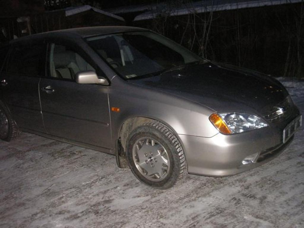 1999 Honda Avancier