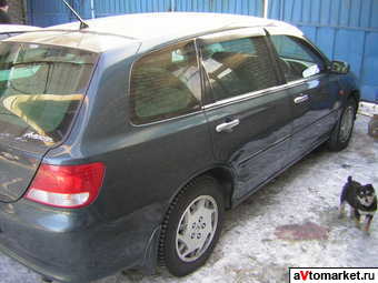 1999 Honda Avancier Pics