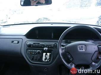 1999 Honda Avancier Pictures