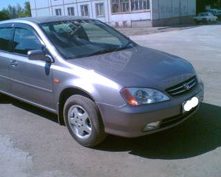 1999 Honda Avancier Photos