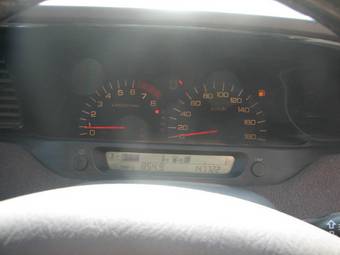 1999 Honda Avancier Photos