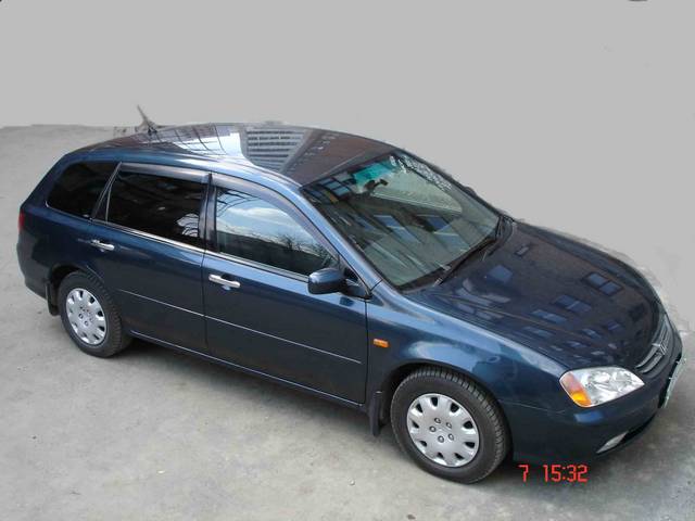 2000 Honda Avancier