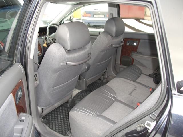 2000 Honda Avancier
