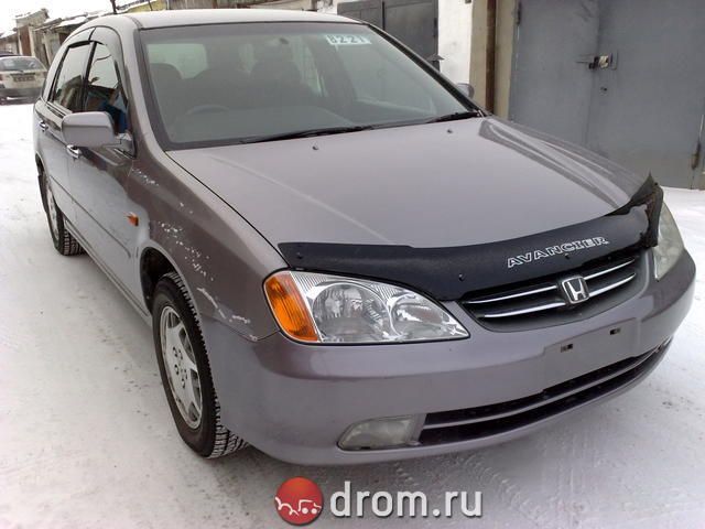 2000 Honda Avancier