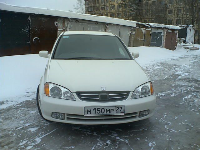 2000 Honda Avancier