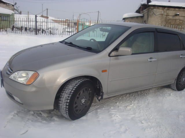 2000 Honda Avancier