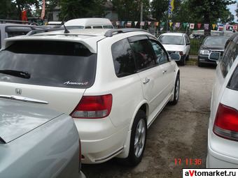 2000 Honda Avancier Photos
