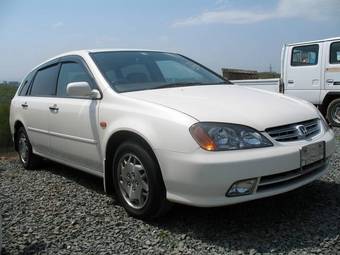 2000 Honda Avancier Photos