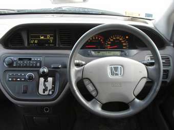 2000 Honda Avancier Photos