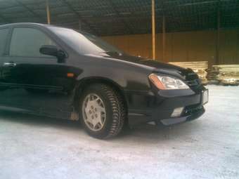 2000 Honda Avancier Images