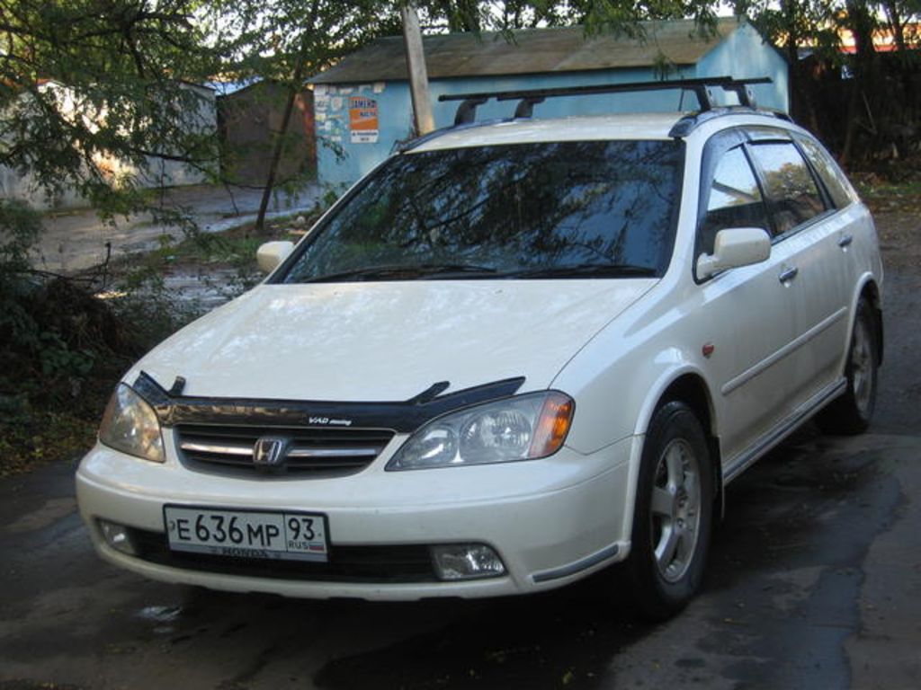 2000 Honda Avancier