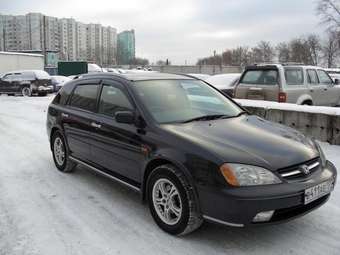 2000 Honda Avancier Photos