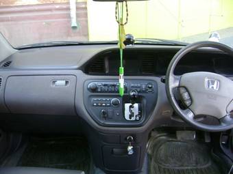 2000 Honda Avancier Pictures
