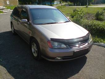 2000 Honda Avancier Photos