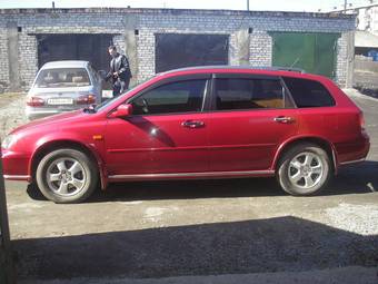 2000 Honda Avancier Photos