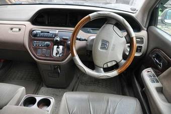 2000 Honda Avancier Pics