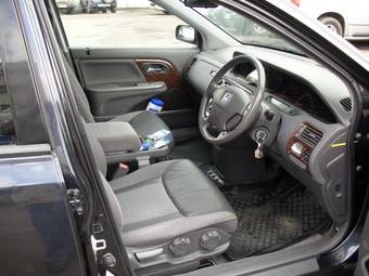 2000 Honda Avancier Photos