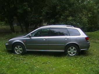 2000 Honda Avancier Pictures