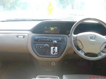 2000 Honda Avancier Pictures