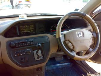 2000 Honda Avancier Photos