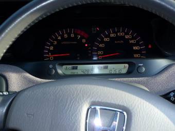 2000 Honda Avancier Photos
