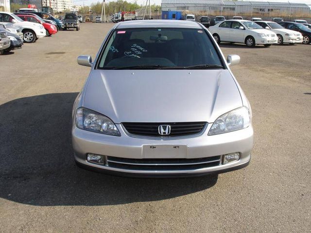 2001 Honda Avancier