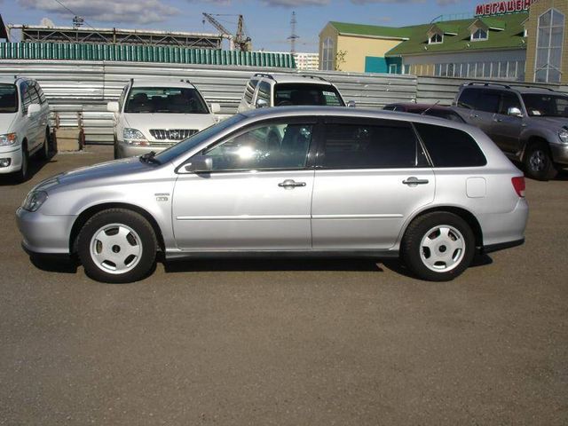 2001 Honda Avancier
