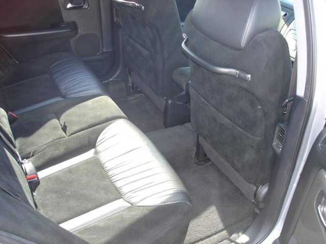 2001 Honda Avancier