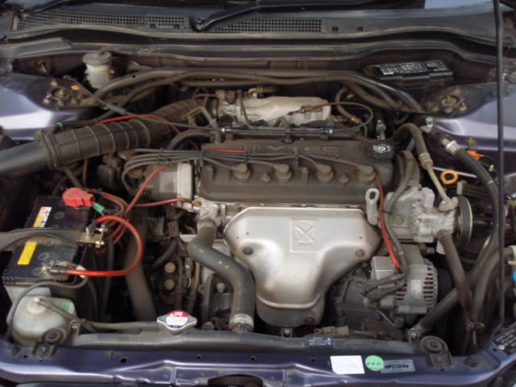2001 Honda Avancier