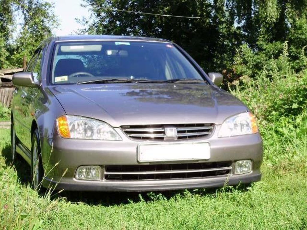 2001 Honda Avancier