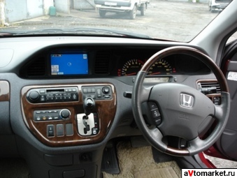 2001 Honda Avancier Photos