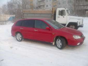 2001 Honda Avancier Photos