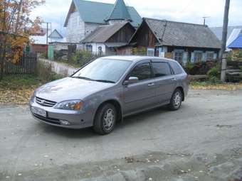 2001 Honda Avancier Pictures