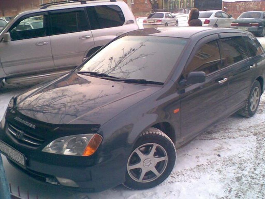 2001 Honda Avancier