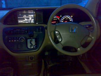 2001 Honda Avancier Pictures