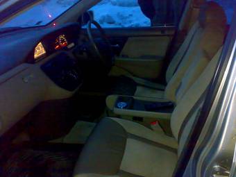 2001 Honda Avancier Photos