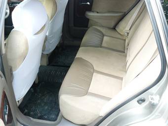 2001 Honda Avancier Photos