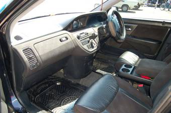 2001 Honda Avancier Photos
