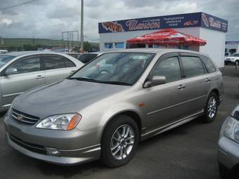 2001 Honda Avancier Photos