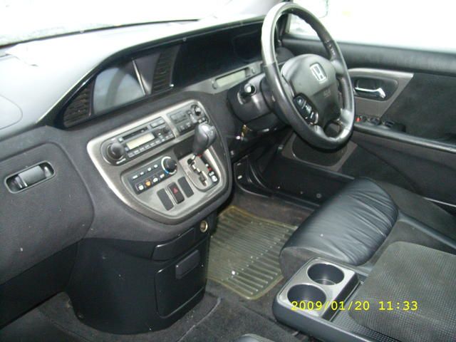 2002 Honda Avancier