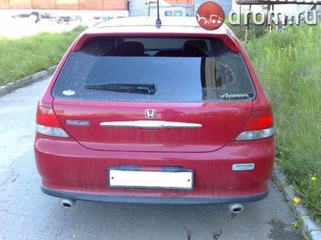 2002 Honda Avancier